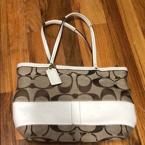 White and tan coach bag